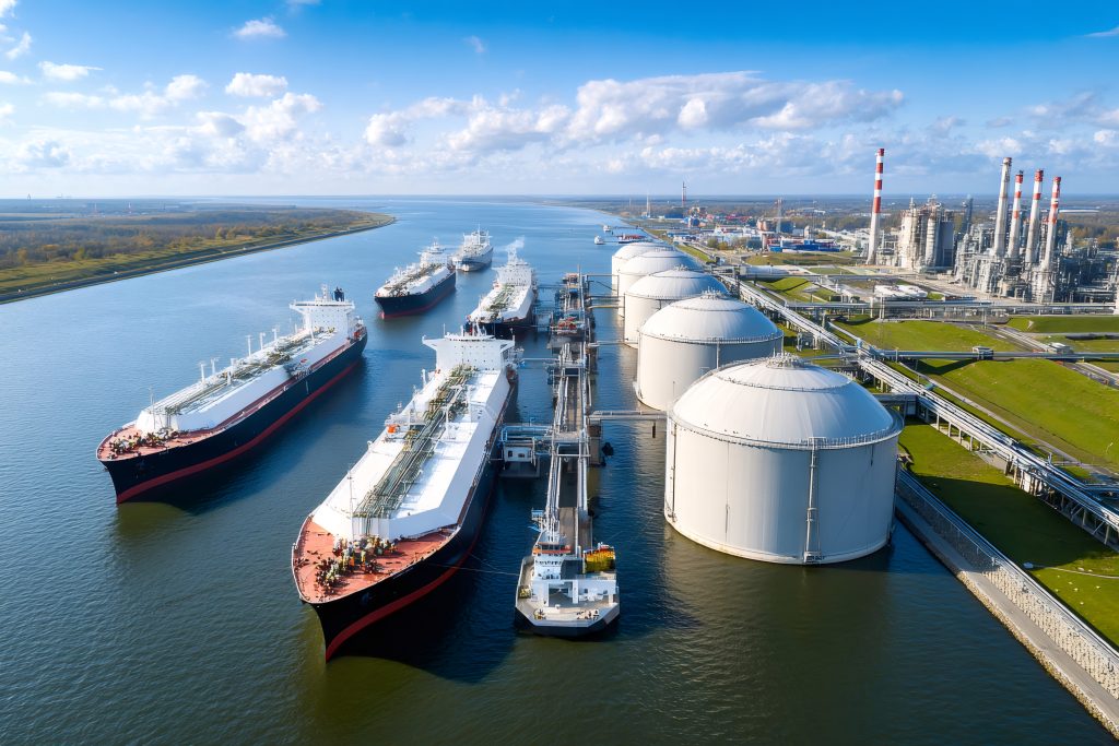 lng tanker ship docking at a terminal, unloading liquefied natural gas